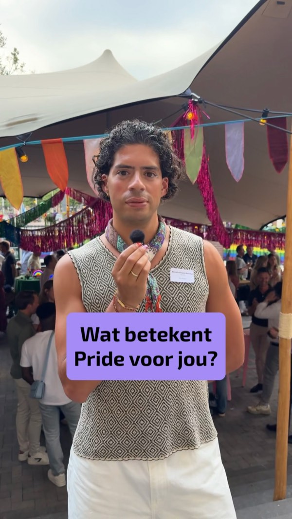 Fotogramma del video di FORWARD: Wat betekent Pride voor jou?